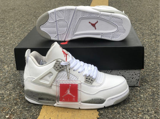 Air Jordan 4 - White Oreo