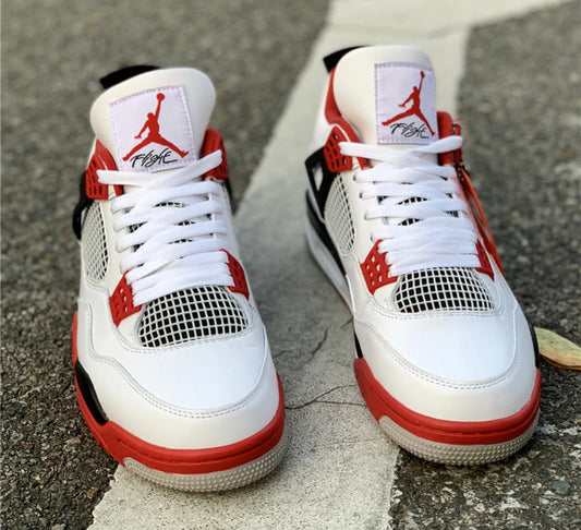 Air Jordan 4 - Fire Red