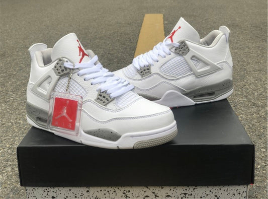 Air Jordan 4 - White Oreo